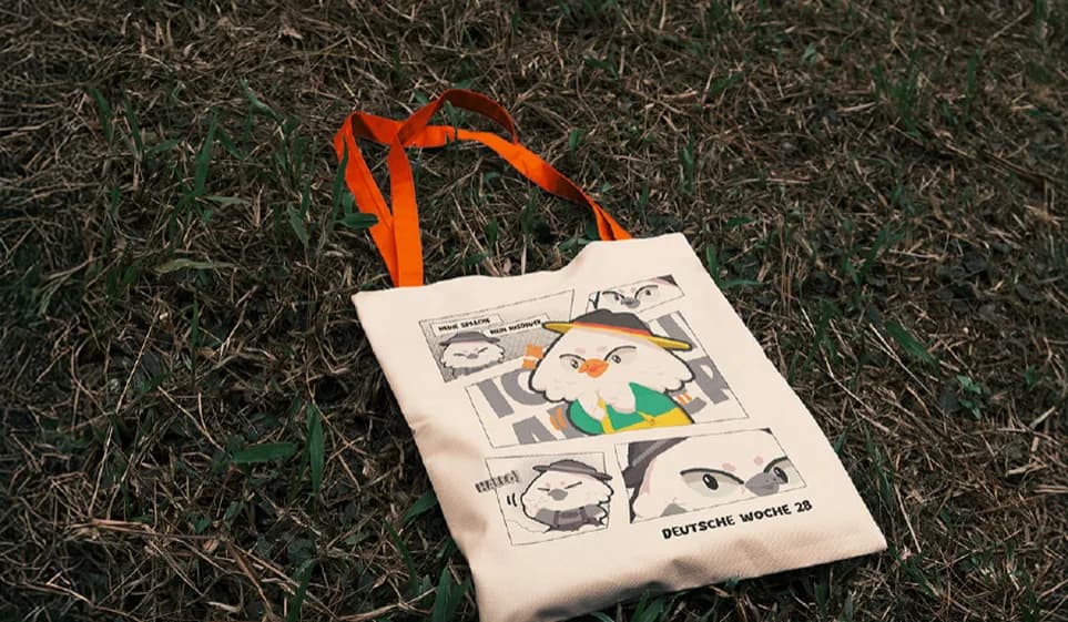 Tote bag